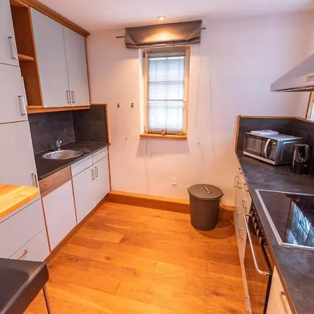 Designer Unterkunft In 15. Jahrhundert Altbau 75 M² Fuer Max. 4 Personen