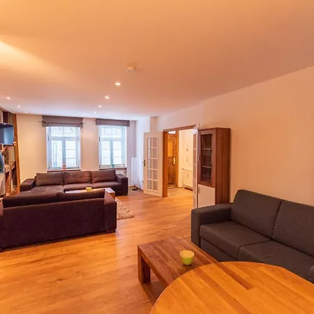 Designer Unterkunft In 15. Jahrhundert Altbau 75 M² Fuer Max. 4 Personen *