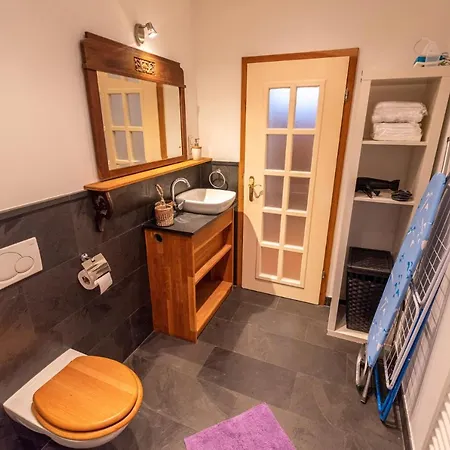 Appartement Designer Unterkunft In 15. Jahrhundert Altbau 75 M² Fuer Max. 4 Personen Eltville am Rhein