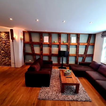 Designer Unterkunft In 15. Jahrhundert Altbau 75 M² Fuer Max. 4 Personen Eltville am Rhein