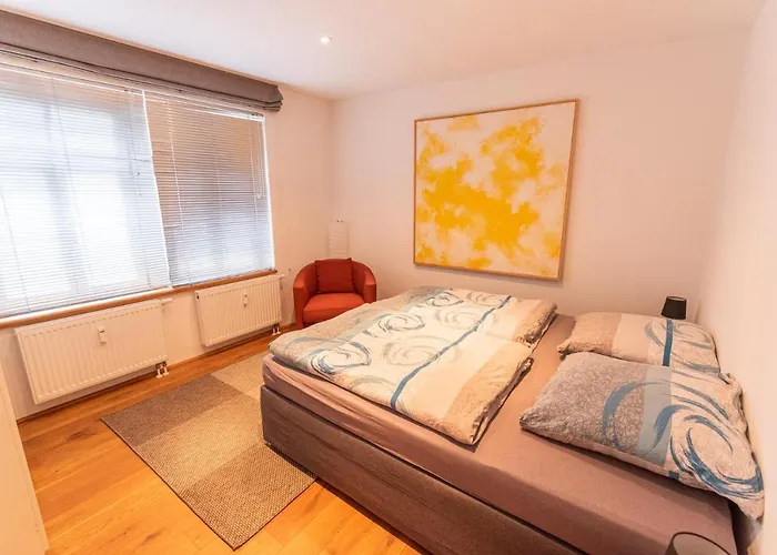 Lägenhet Designer Unterkunft In 15. Jahrhundert Altbau 75 M² Fuer Max. 4 Personen