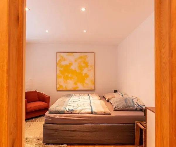 Designer Unterkunft In 15. Jahrhundert Altbau 75 M² Fuer Max. 4 Personen Eltville am Rhein