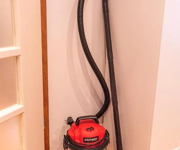 Designer Unterkunft In 15. Jahrhundert Altbau 75 M² Fuer Max. 4 Personen