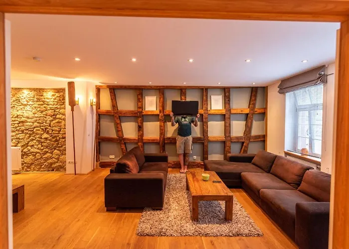 Designer Unterkunft In 15. Jahrhundert Altbau 75 M² Fuer Max. 4 Personen * Eltville am Rhein